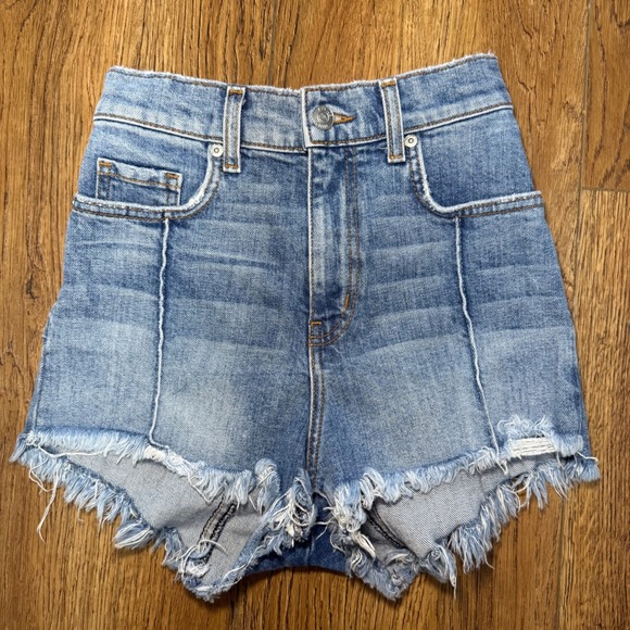 REVICE Denim Venus Star Cutoffs Raw Hem Star Shorts Womens Size 26 USA Made Boho - Picture 2 of 10